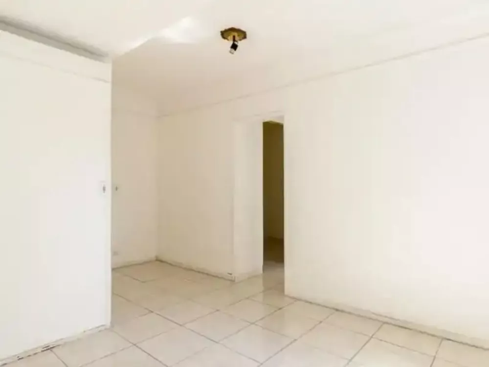 Apartamento à venda com 1 quarto, 40m² - Foto 4