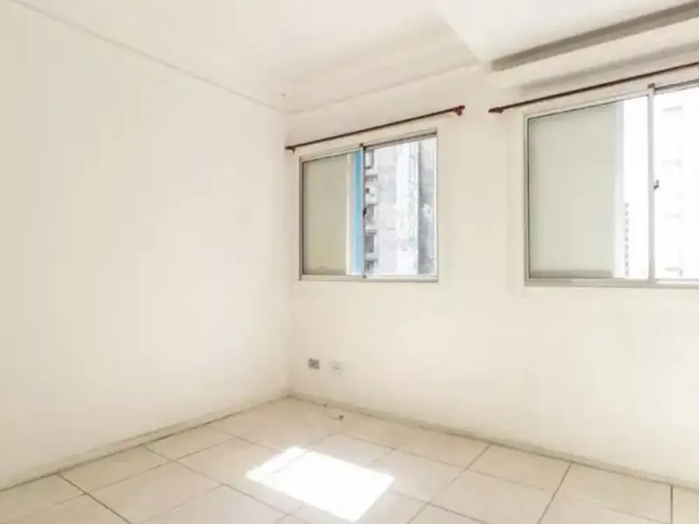 Apartamento à venda com 1 quarto, 40m² - Foto 2