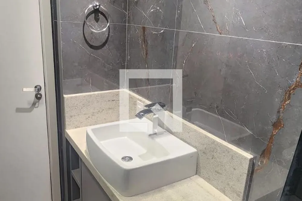 Apartamento, 1 quarto, 32 m² - Foto 2