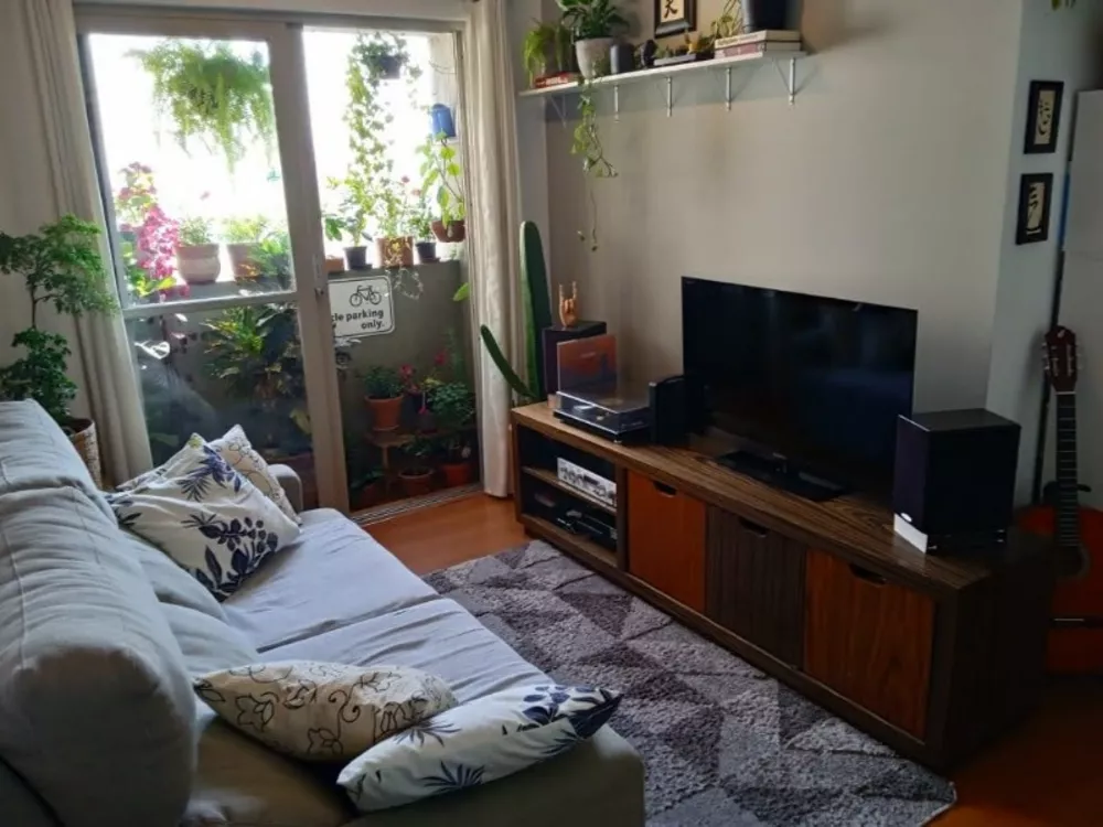 Apartamento à venda com 2 quartos, 56m² - Foto 1