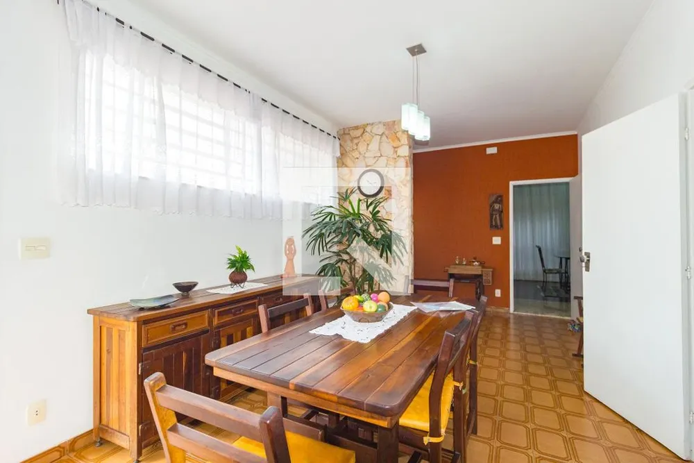 Casa, 3 quartos, 194 m² - Foto 2
