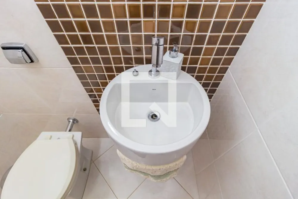 Casa, 3 quartos, 194 m² - Foto 1