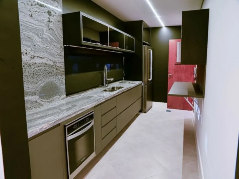 Casa, 3 quartos, 211 m² - Foto 3