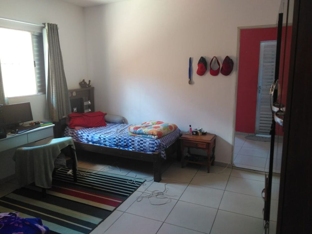 Casa, 2 quartos, 210 m² - Foto 2