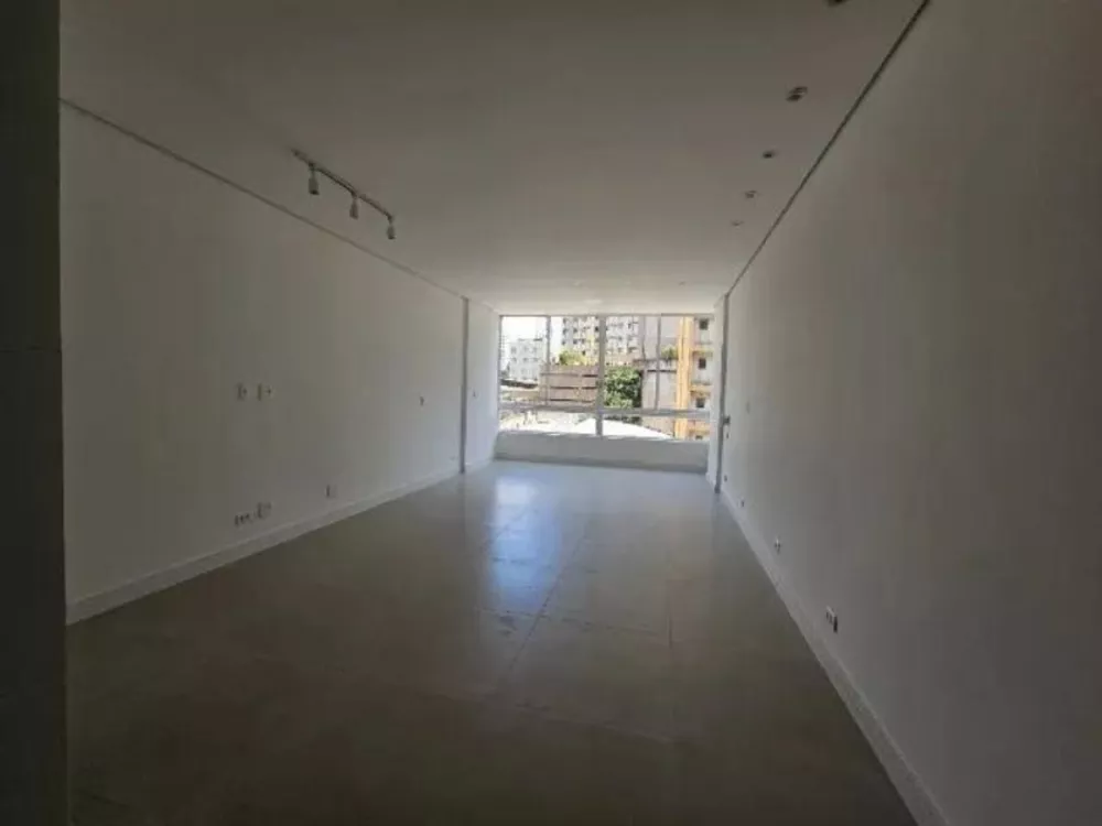 Apartamento à venda com 1 quarto, 35m² - Foto 3