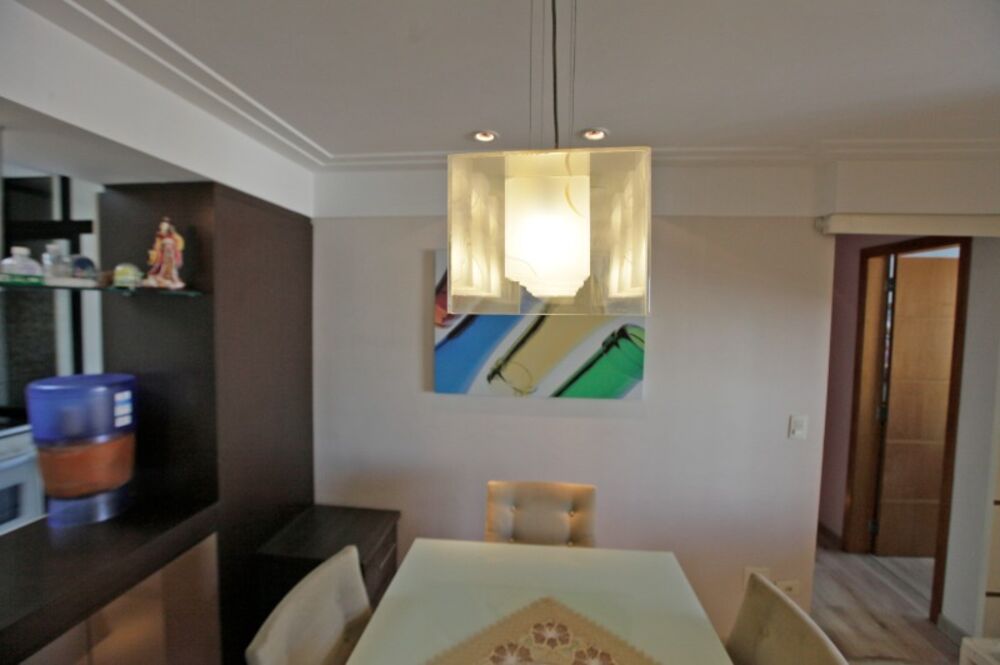 Apartamento à venda com 3 quartos, 79m² - Foto 1