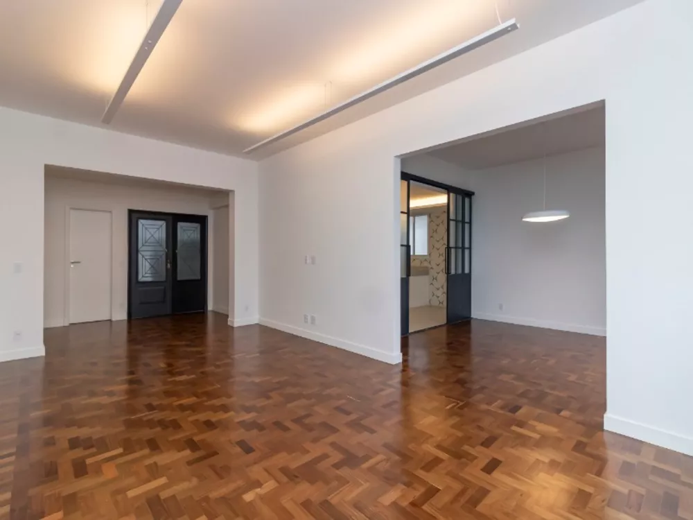 Apartamento à venda com 3 quartos, 239m² - Foto 9