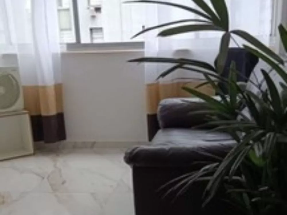 Apartamento à venda com 2 quartos, 75m² - Foto 1