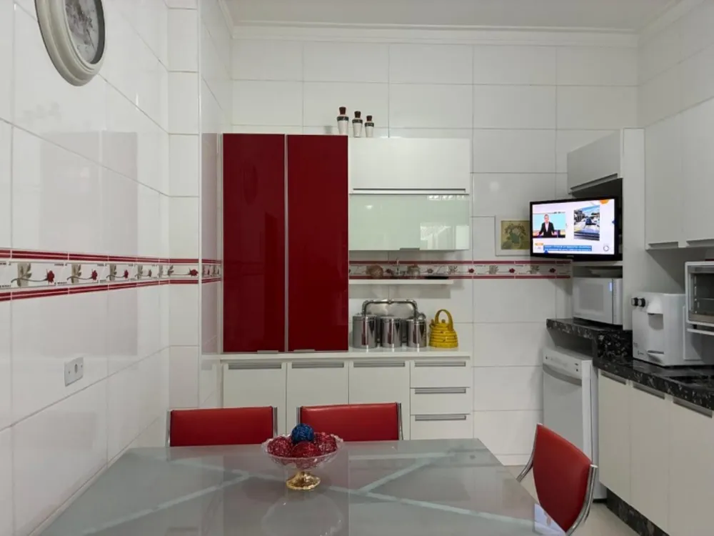 Casa, 3 quartos, 285 m² - Foto 3
