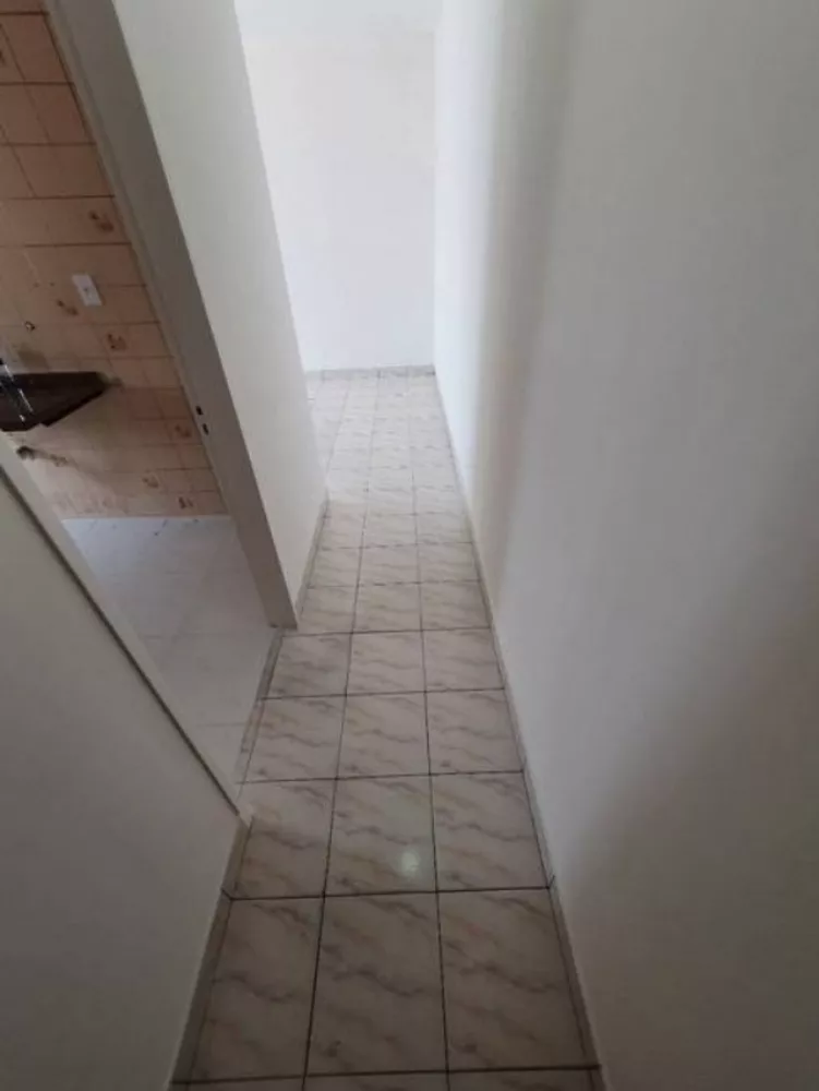 Apartamento à venda com 2 quartos, 60m² - Foto 4