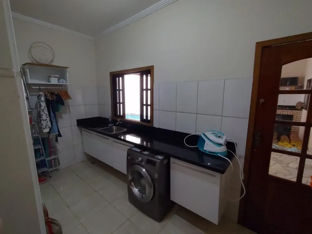 Casa, 5 quartos, 352 m² - Foto 1