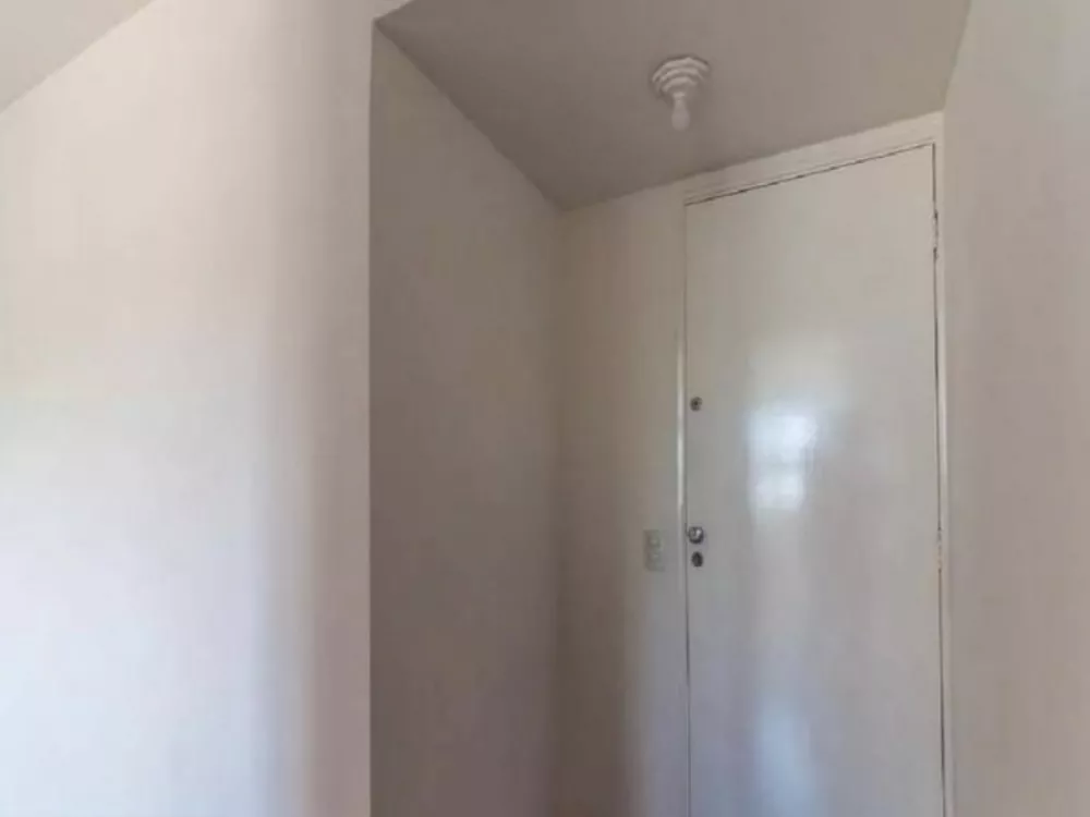 Apartamento à venda com 2 quartos, 57m² - Foto 4