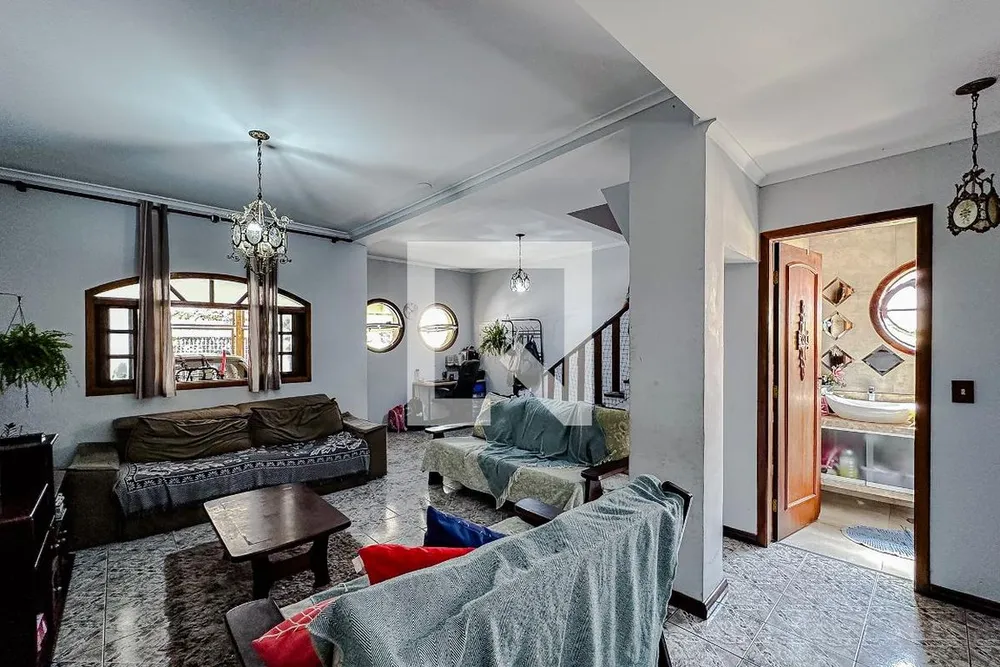 Casa, 3 quartos, 210 m² - Foto 2