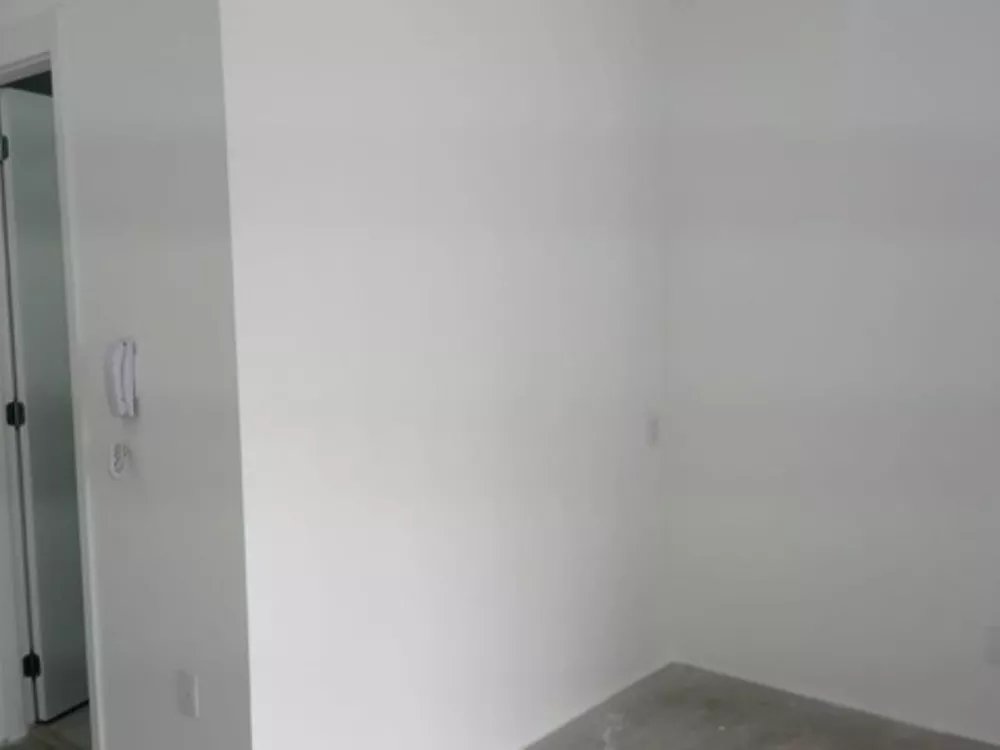 Apartamento à venda com 1 quarto, 28m² - Foto 3