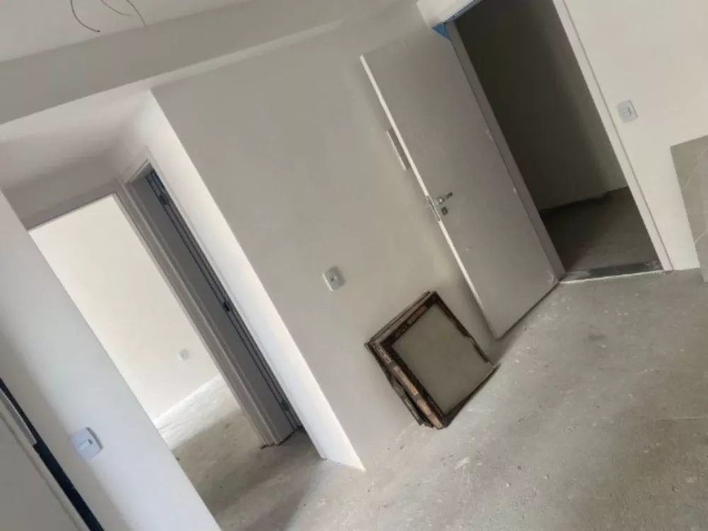 Apartamento à venda com 2 quartos, 41m² - Foto 1