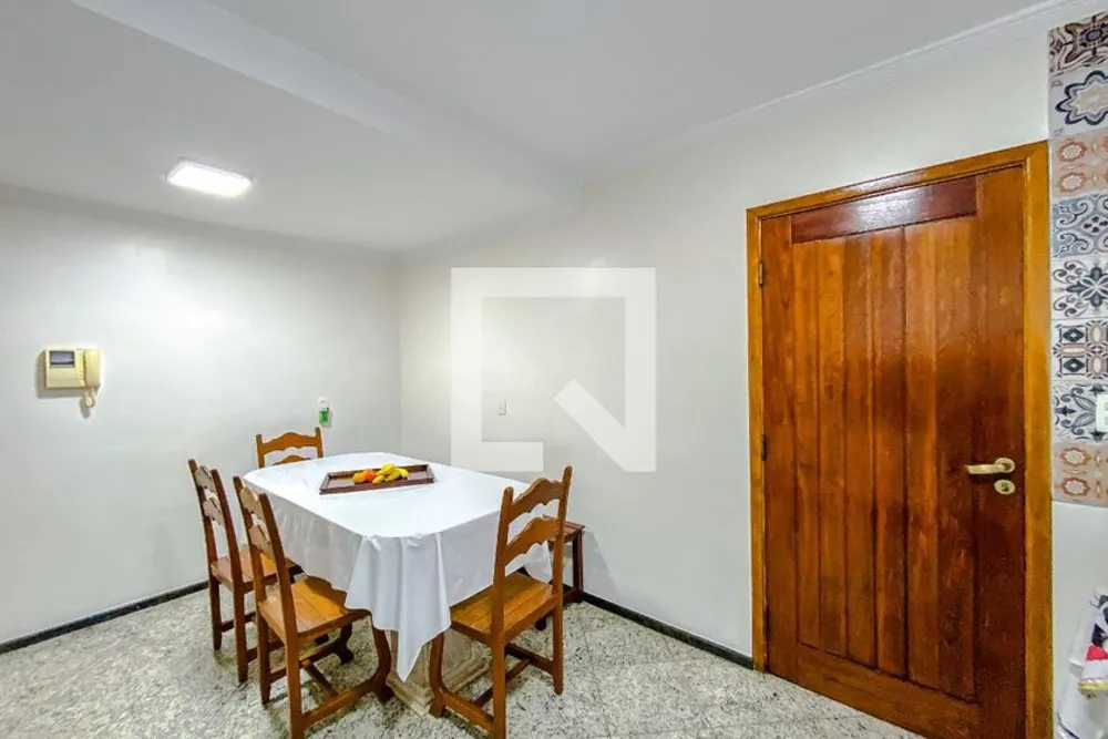 Casa, 3 quartos, 200 m² - Foto 10