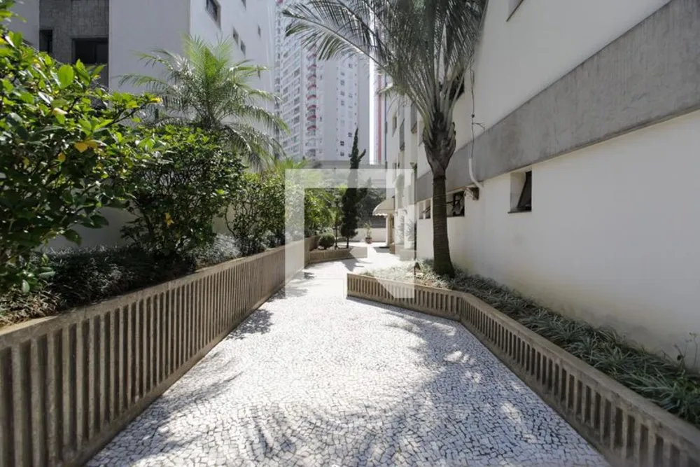 Apartamento, 3 quartos, 211 m² - Foto 1