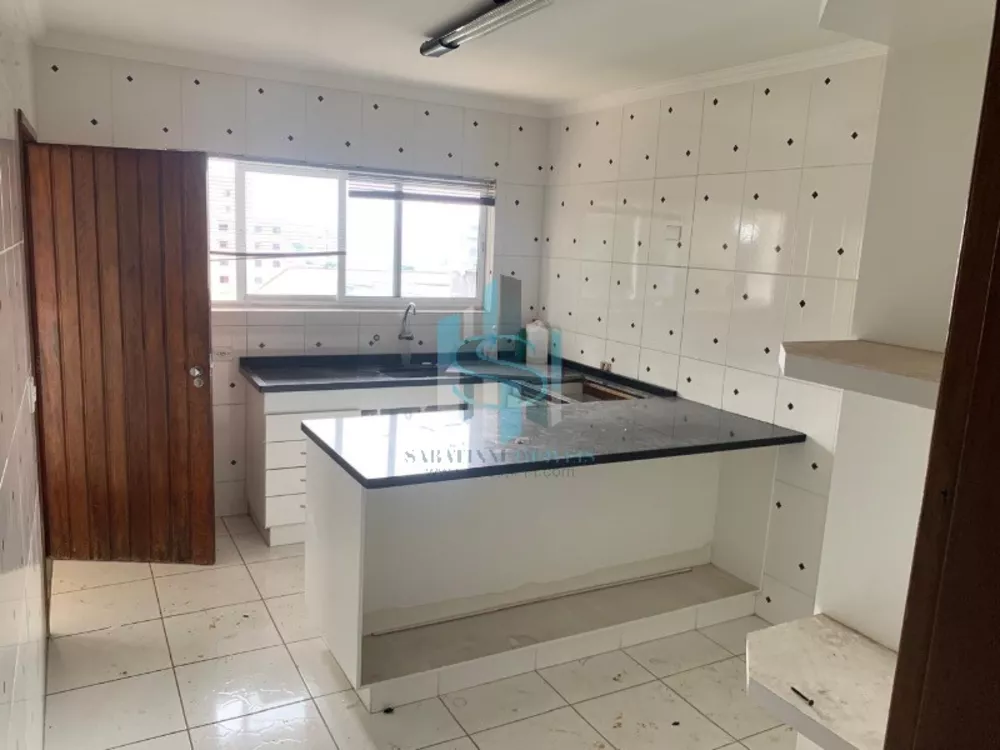 Casa à venda com 4 quartos, 150m² - Foto 10