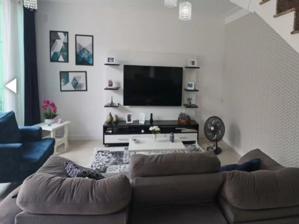 Casa à venda com 3 quartos, 100m² - Foto 6