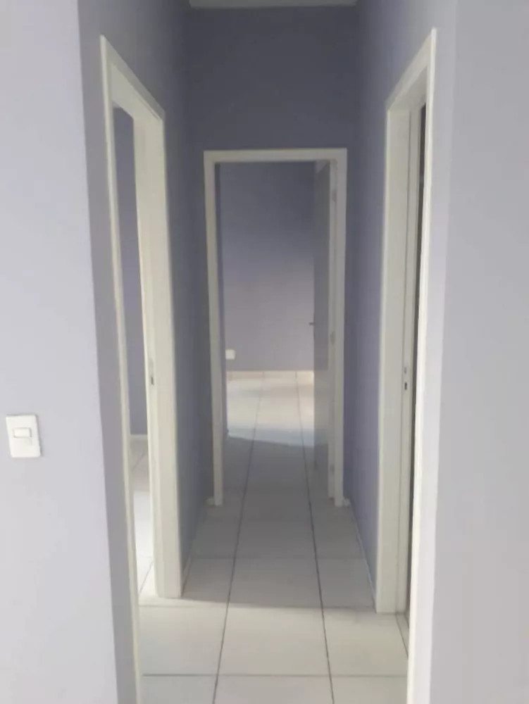 Apartamento à venda com 2 quartos, 66m² - Foto 3