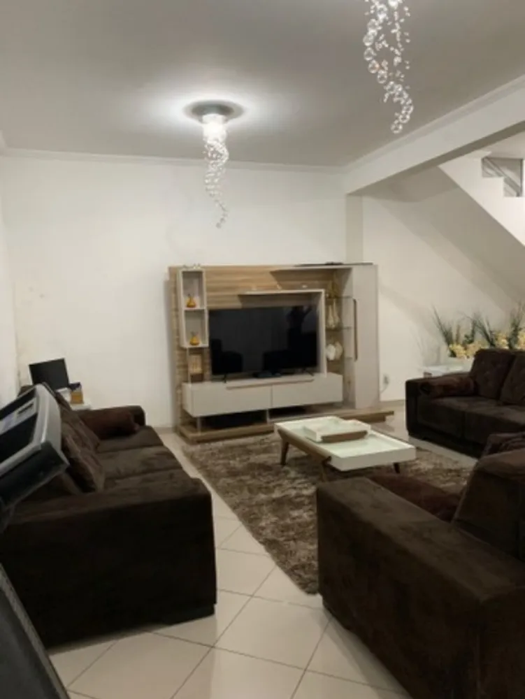 Casa, 4 quartos, 350 m² - Foto 1