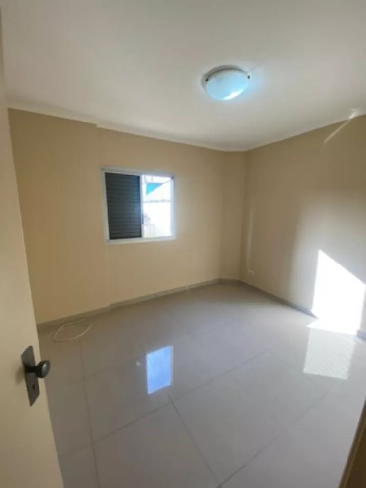 Apartamento à venda com 3 quartos, 78m² - Foto 3