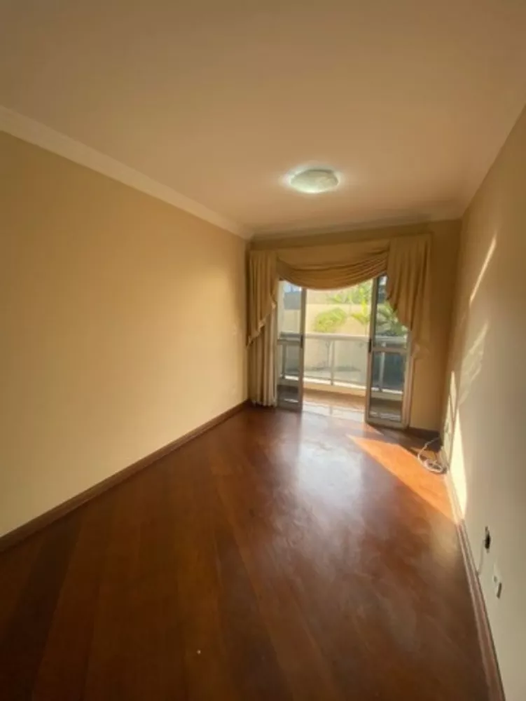 Apartamento à venda com 3 quartos, 78m² - Foto 1