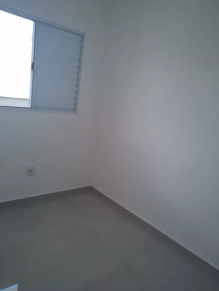 Apartamento à venda com 2 quartos, 40m² - Foto 4