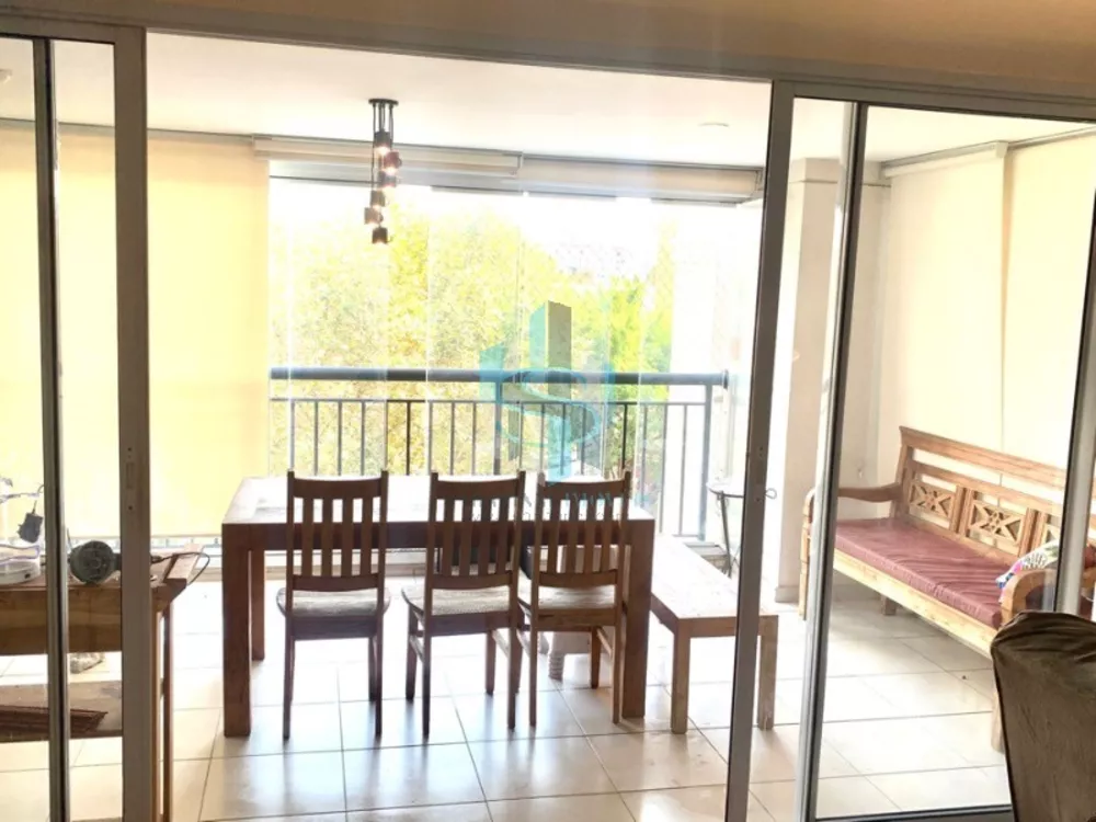 Apartamento à venda com 3 quartos, 156m² - Foto 4