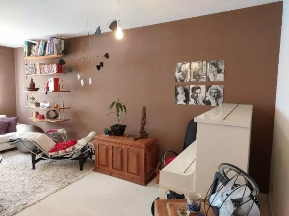 Apartamento à venda com 1 quarto, 45m² - Foto 2