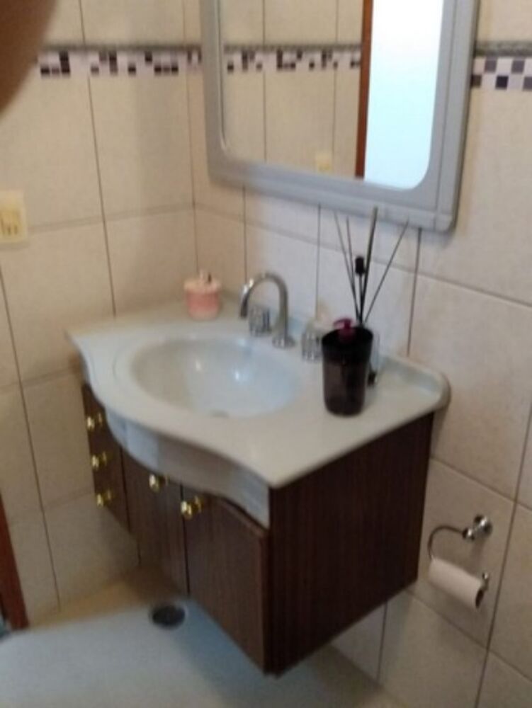Casa à venda com 4 quartos, 186m² - Foto 2