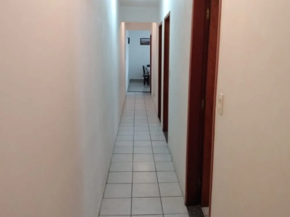 Casa, 4 quartos, 186 m² - Foto 2