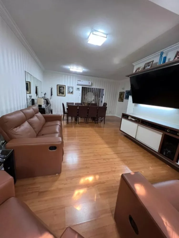 Apartamento, 3 quartos, 145 m² - Foto 1