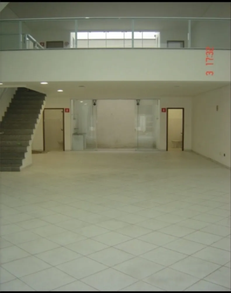 Loja-Salão, 140 m² - Foto 1