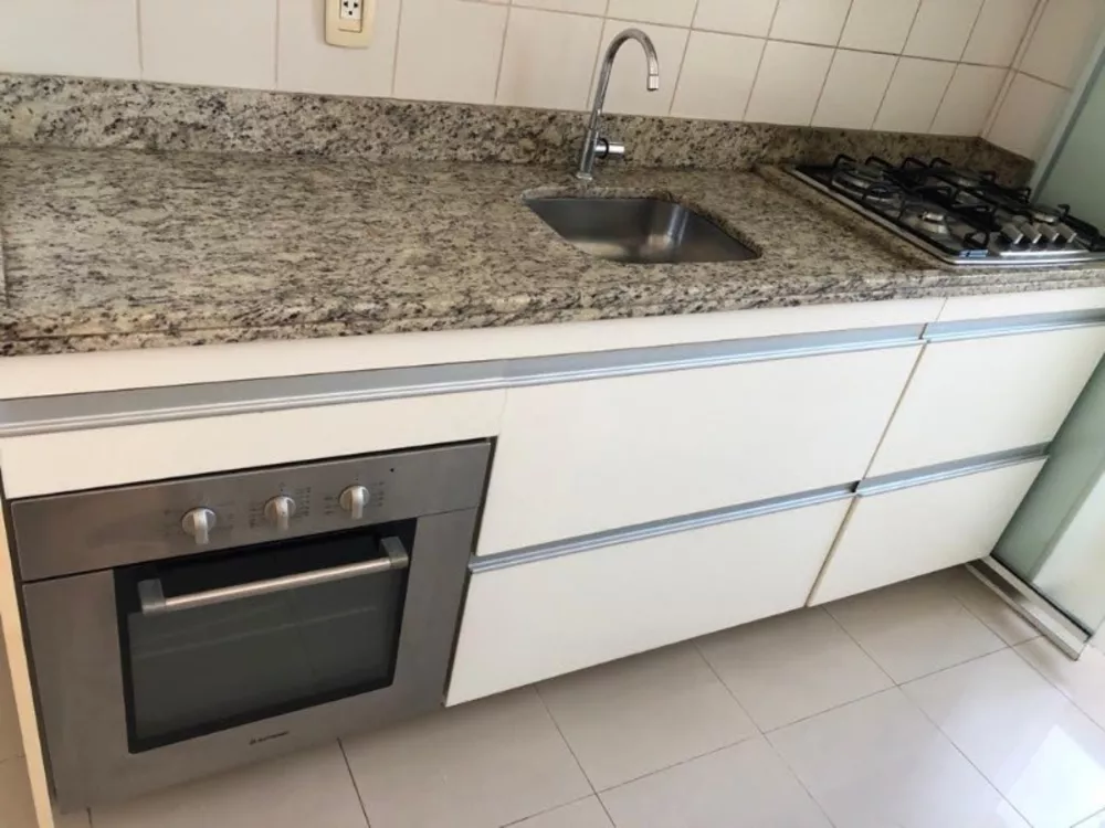 Apartamento à venda com 2 quartos, 63m² - Foto 6