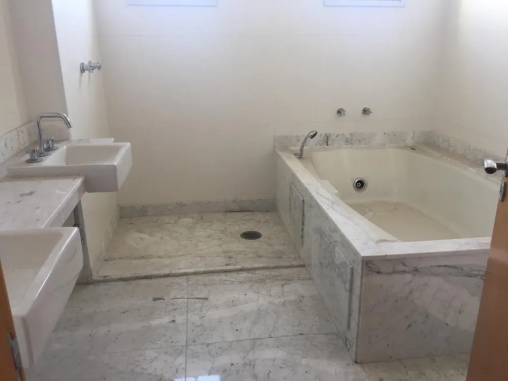 Apartamento, 4 quartos, 335 m² - Foto 1