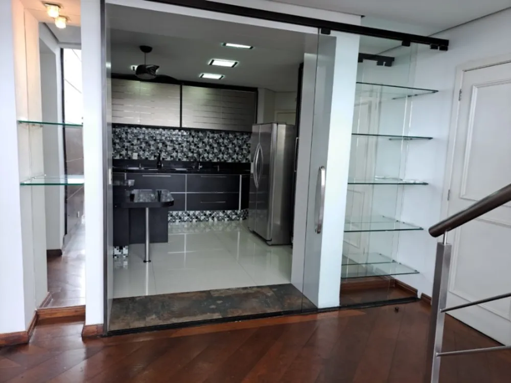 Cobertura, 4 quartos, 214 m² - Foto 1