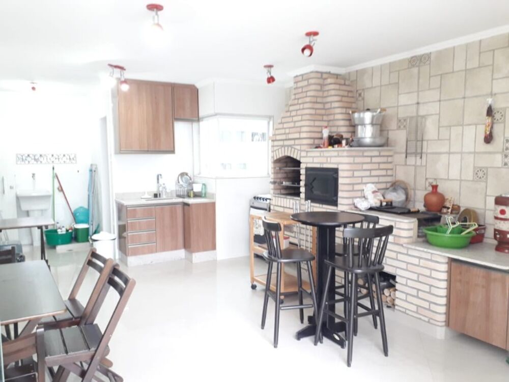 Casa, 3 quartos, 220 m² - Foto 3