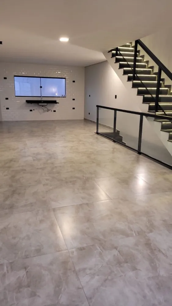 Casa, 3 quartos, 198 m² - Foto 3