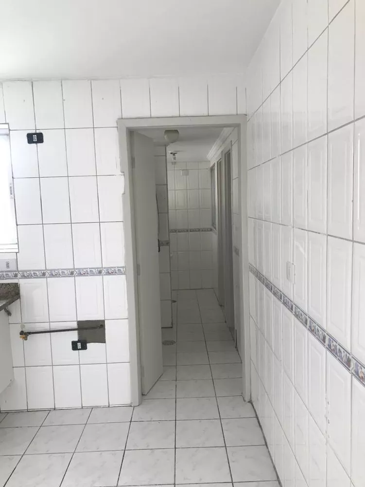 Apartamento à venda com 2 quartos, 100m² - Foto 4