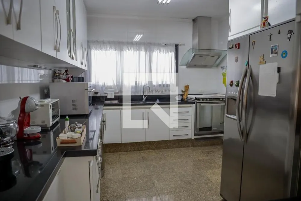 Apartamento, 3 quartos, 210 m² - Foto 1