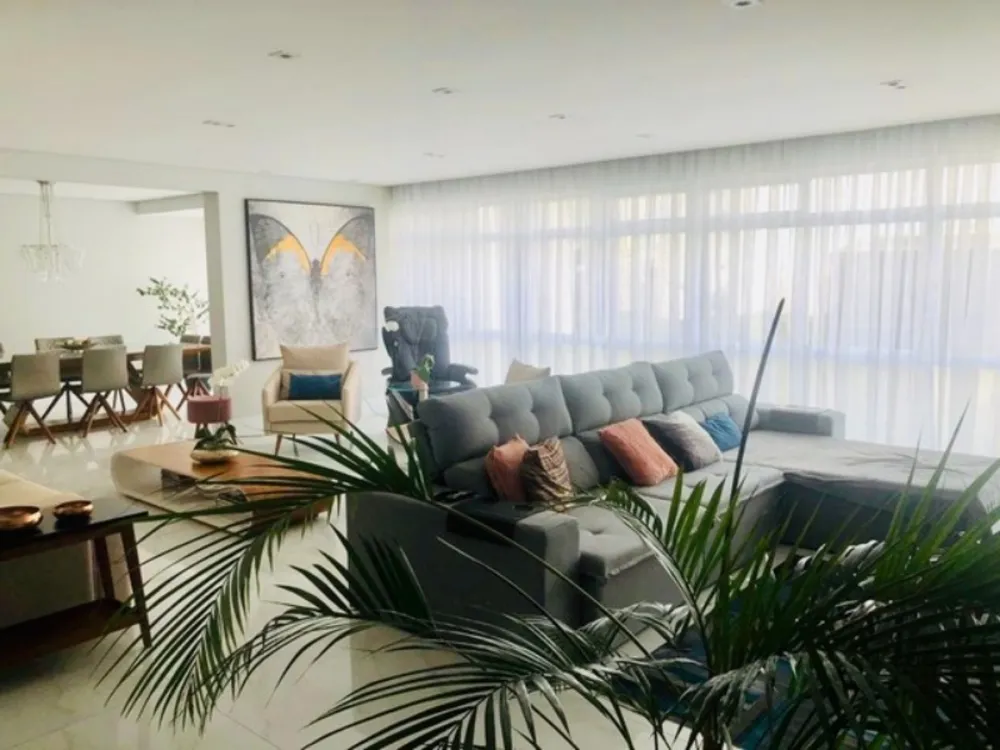 Apartamento, 3 quartos, 240 m² - Foto 2