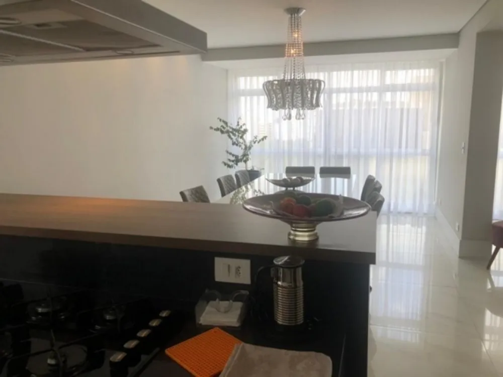 Apartamento, 3 quartos, 240 m² - Foto 4