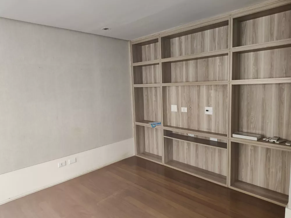 Apartamento à venda com 3 quartos, 252m² - Foto 25