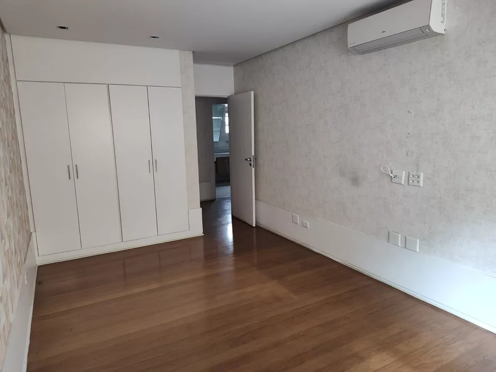 Apartamento à venda com 3 quartos, 252m² - Foto 13