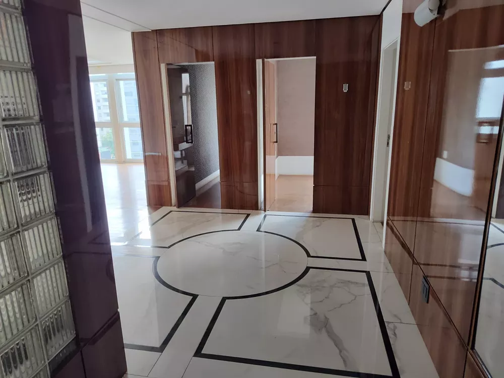 Apartamento à venda com 3 quartos, 252m² - Foto 32