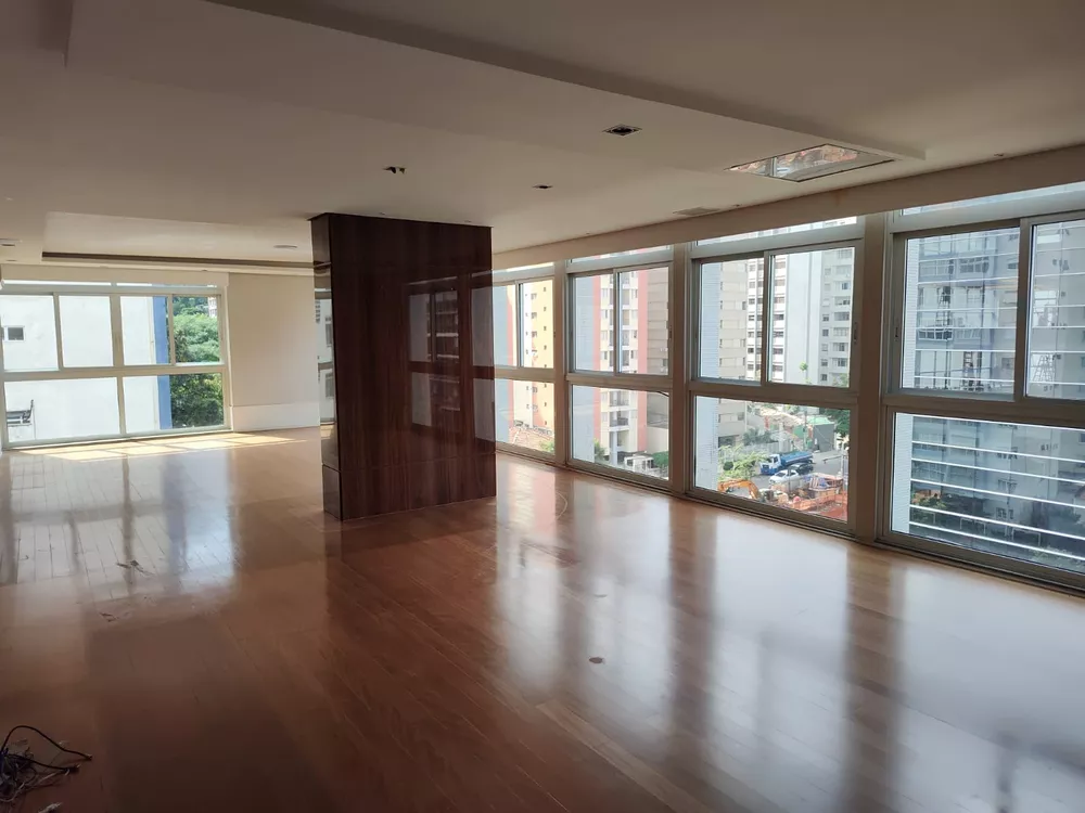 Apartamento à venda com 3 quartos, 252m² - Foto 6