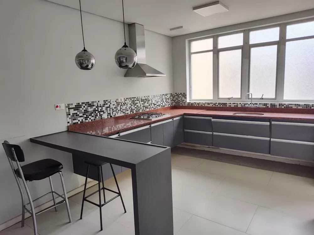 Apartamento à venda com 3 quartos, 252m² - Foto 11