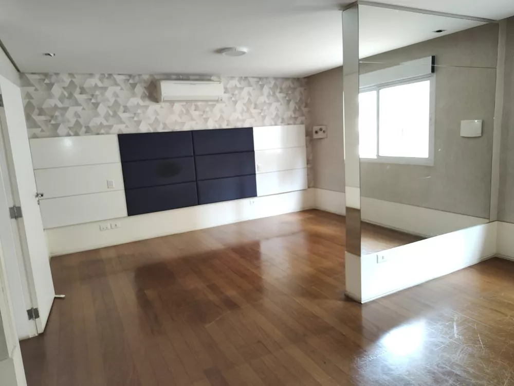 Apartamento à venda com 3 quartos, 252m² - Foto 22