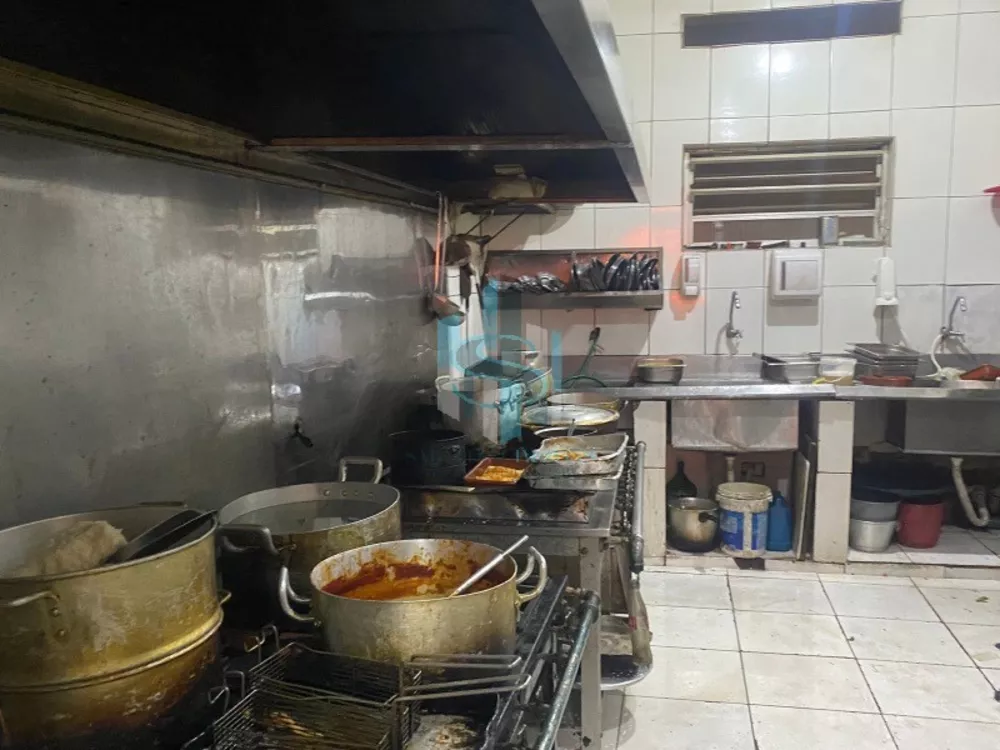 Depósito-Galpão, 240 m² - Foto 2